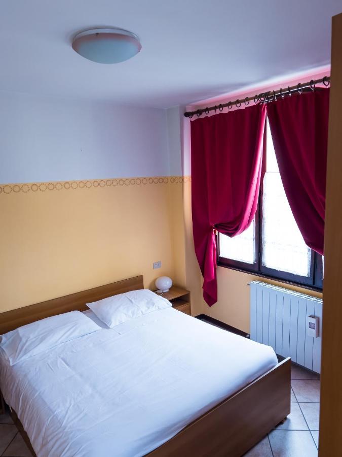 El Rocol Lejlighedshotel Vezza dʼOglio Eksteriør billede