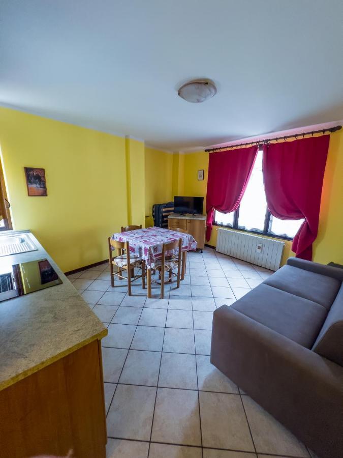 El Rocol Lejlighedshotel Vezza dʼOglio Eksteriør billede